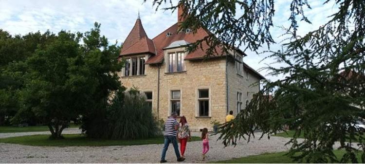 Chambres au Château du Mouillat Saint-Clair-de-la-Tour Extérieur photo