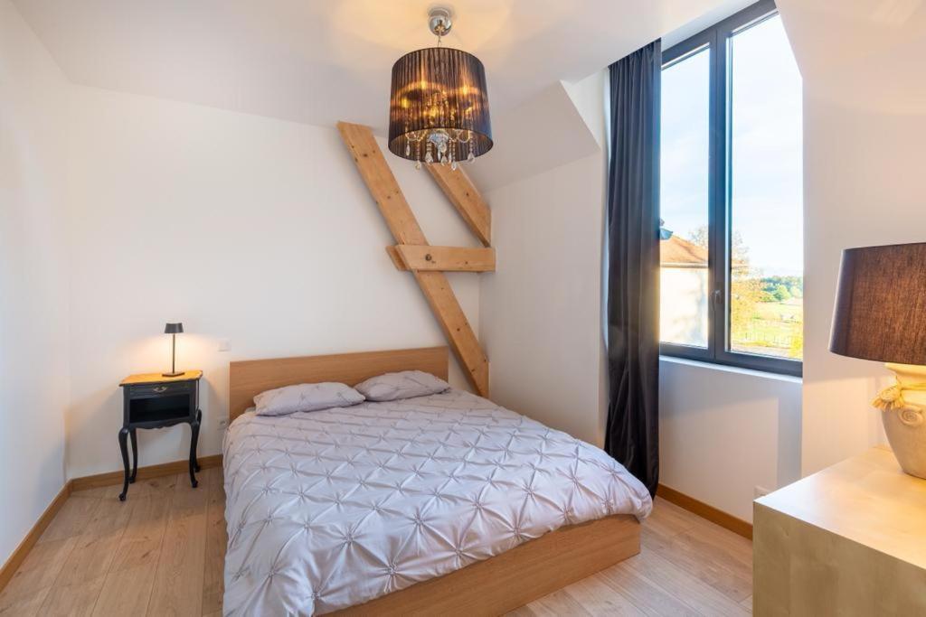 Chambres au Château du Mouillat Saint-Clair-de-la-Tour Extérieur photo